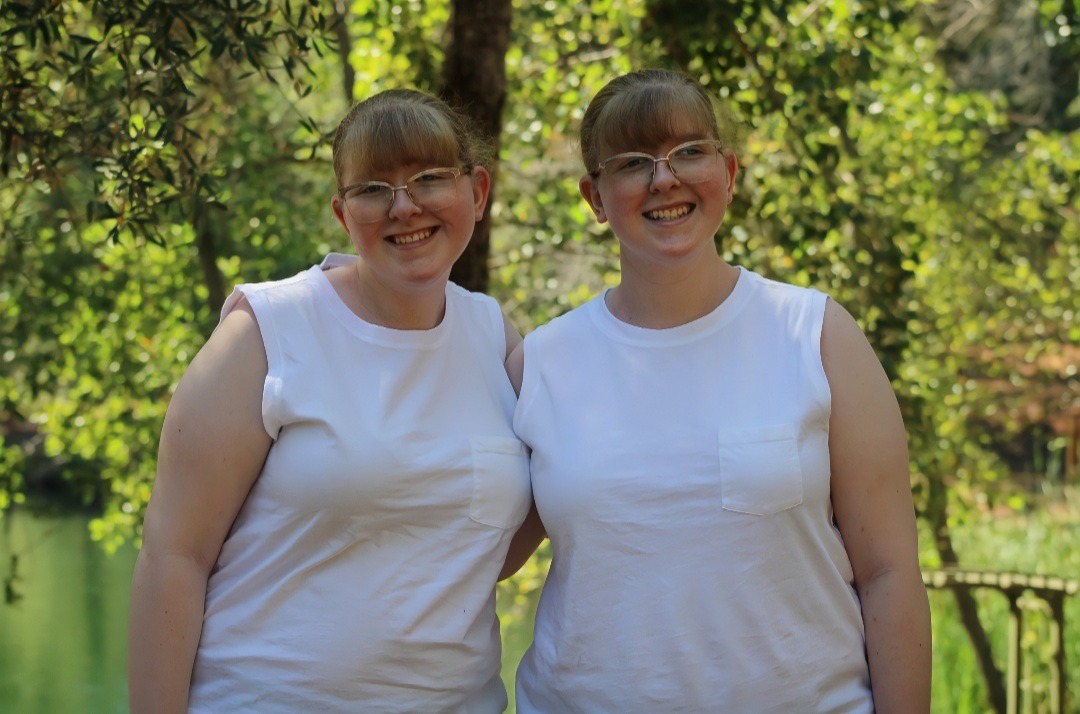 17-year old twin sisters Madison and Paige